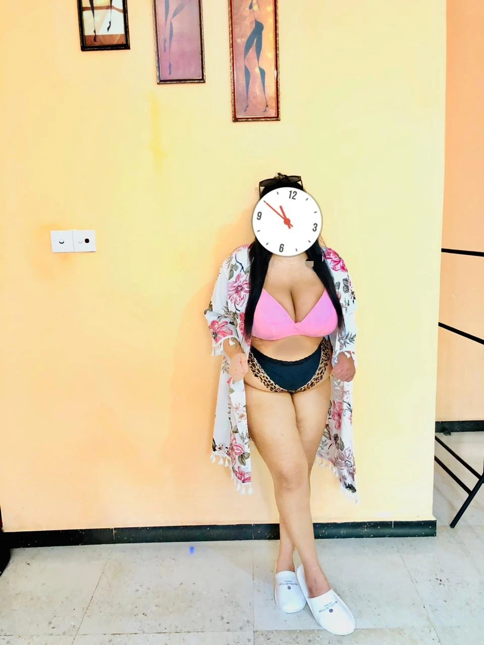 Hashani Suloshana – Sri Lankan escort in Colombo — 2 / 14