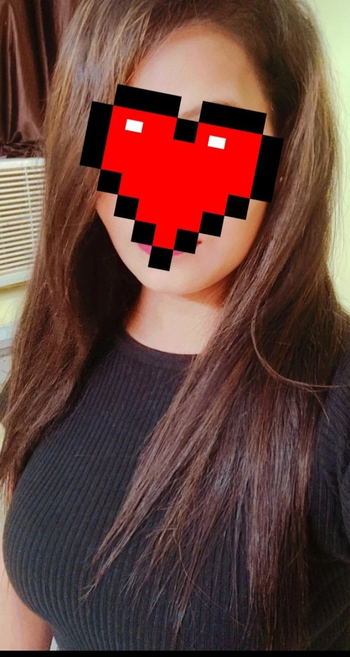 Kritika loyal Cam with face – Indian escort in New Delhi — 2 / 5