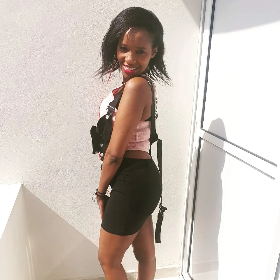 Jessy – South African escort in Beirut — 2 / 10