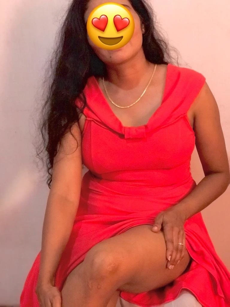 Roshel – Sri Lankan escort in Colombo — 9 / 10
