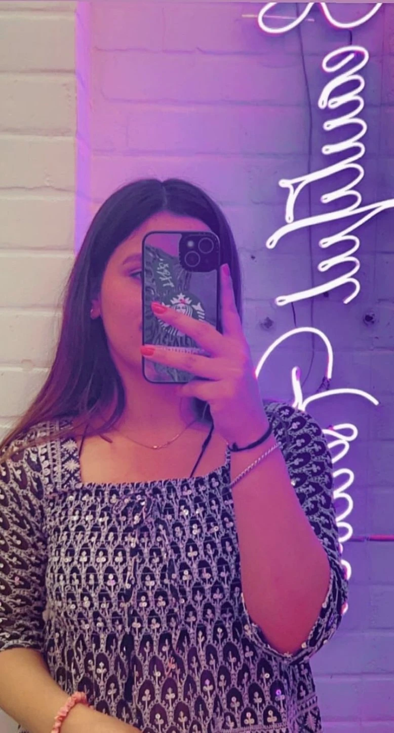 I’m Shurti – Indian escort in Pune — 2 / 5