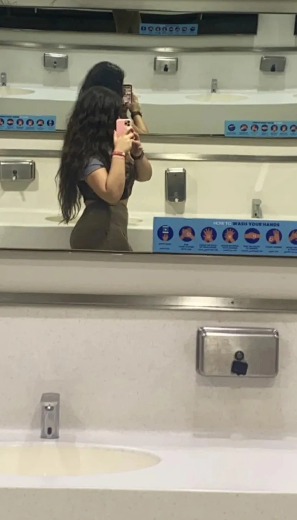 Sisi – Lebanese escort in Erbil — 2 / 3