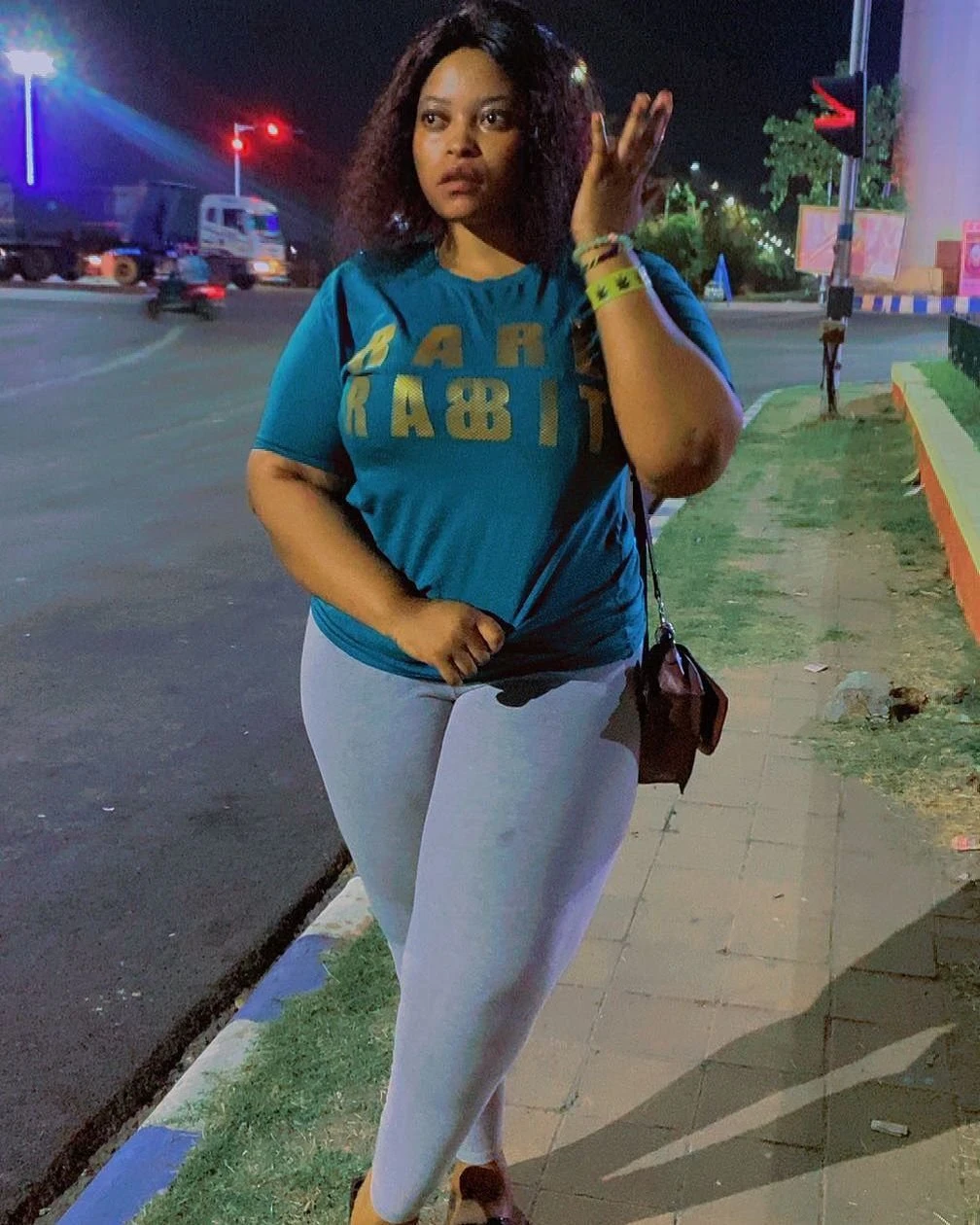Delicious Phoebe +91/82838//60163 – South African escort in Kolkata — 1 / 4