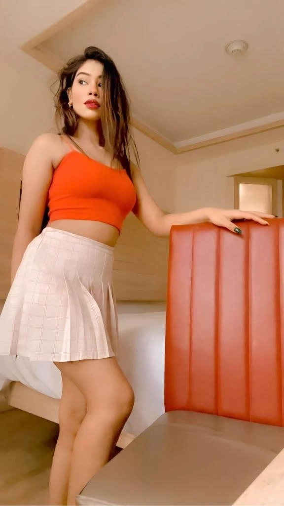 Soniya Sharma Hyderabad Only Cash – Indian escort in Hyderabad — 3 / 4