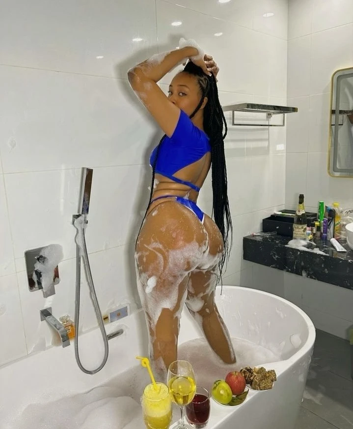 Simi – South African escort in Erbil — 3 / 4