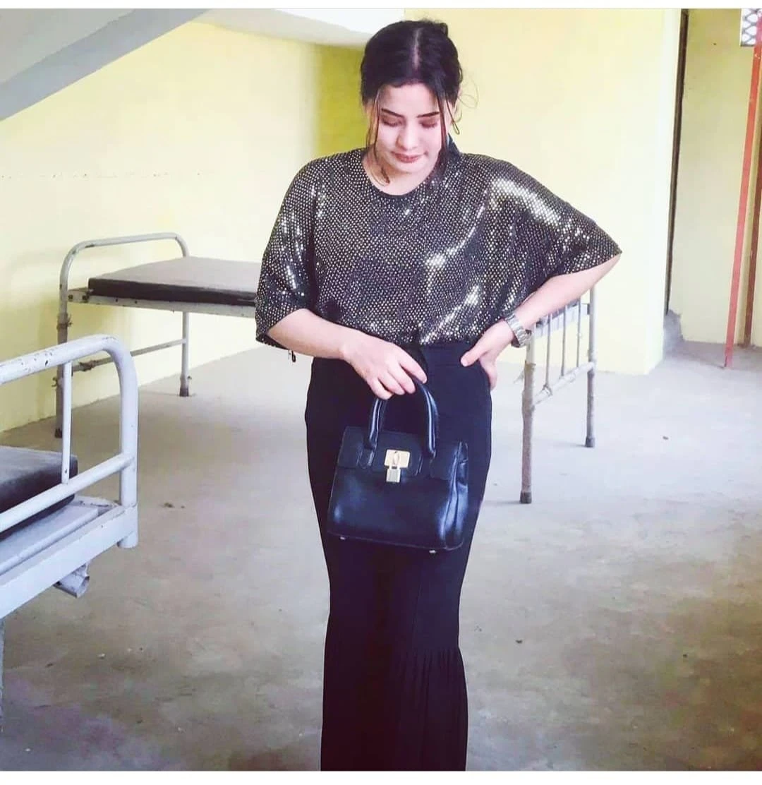 Nisha – Indian escort in Kolkata — 4 / 6