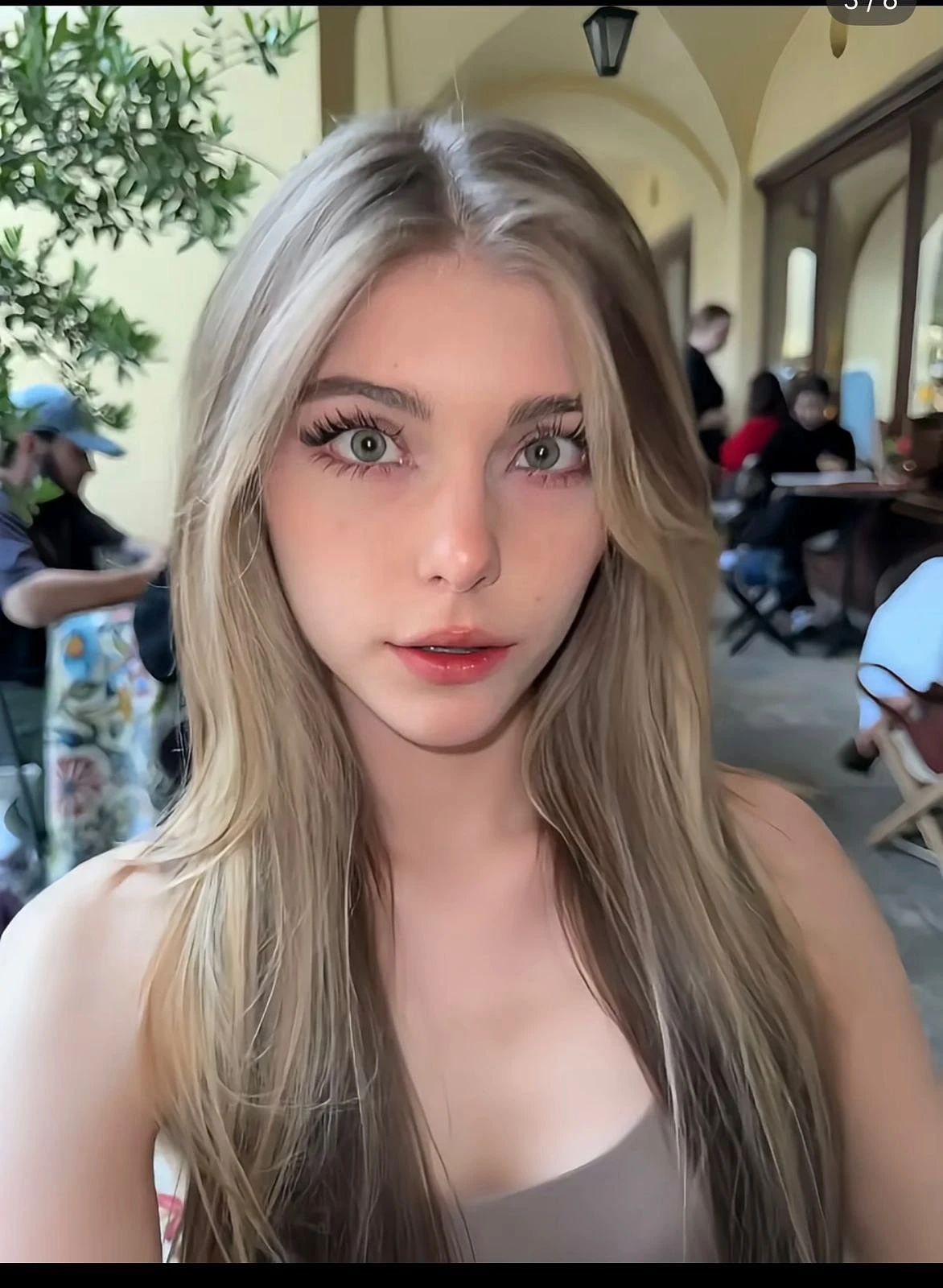 Fukada – Russian escort in Montenegro — 2 / 4