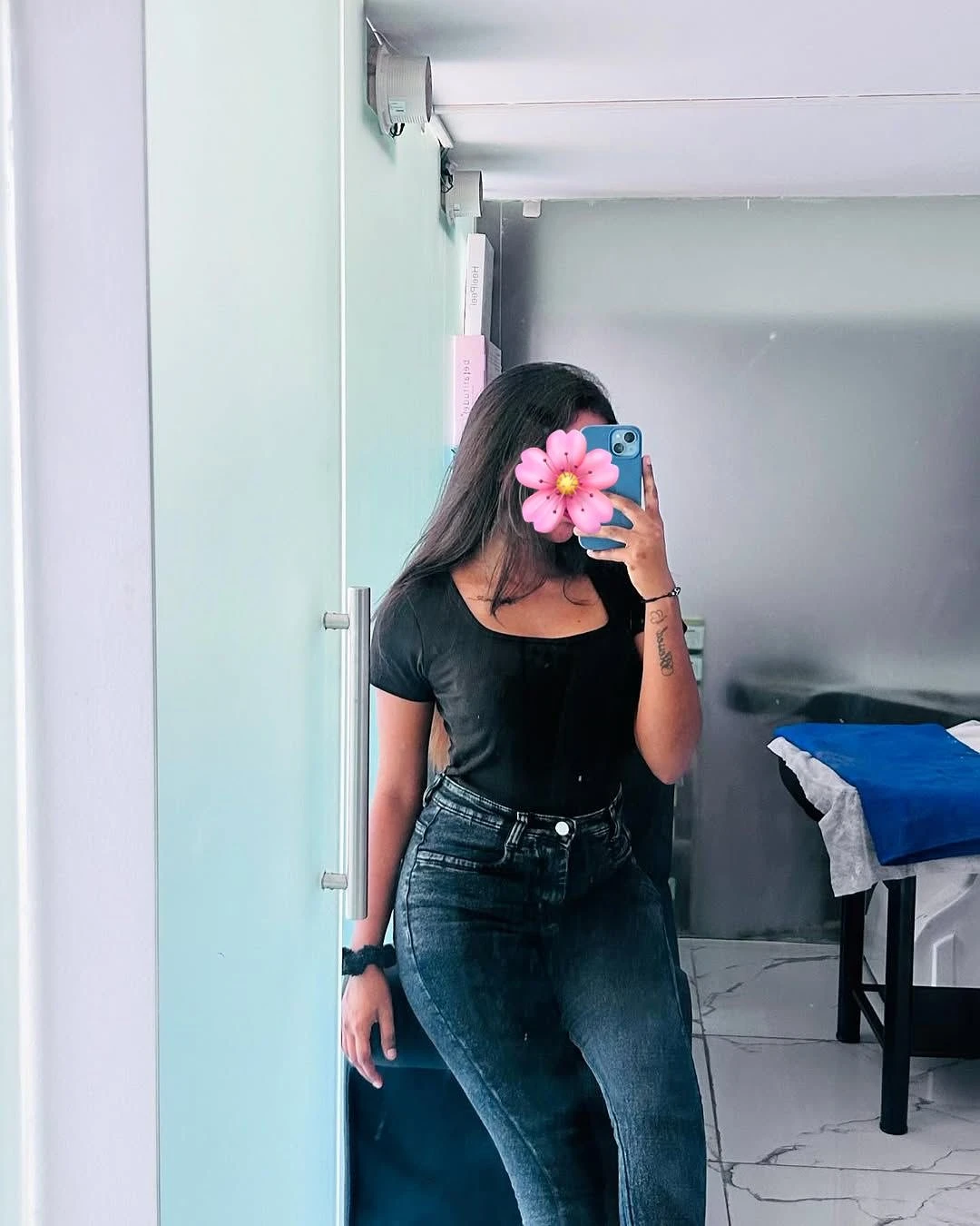 Lakshi Live Camshow/Whatsapp – Sri Lankan escort in Colombo — 6 / 8