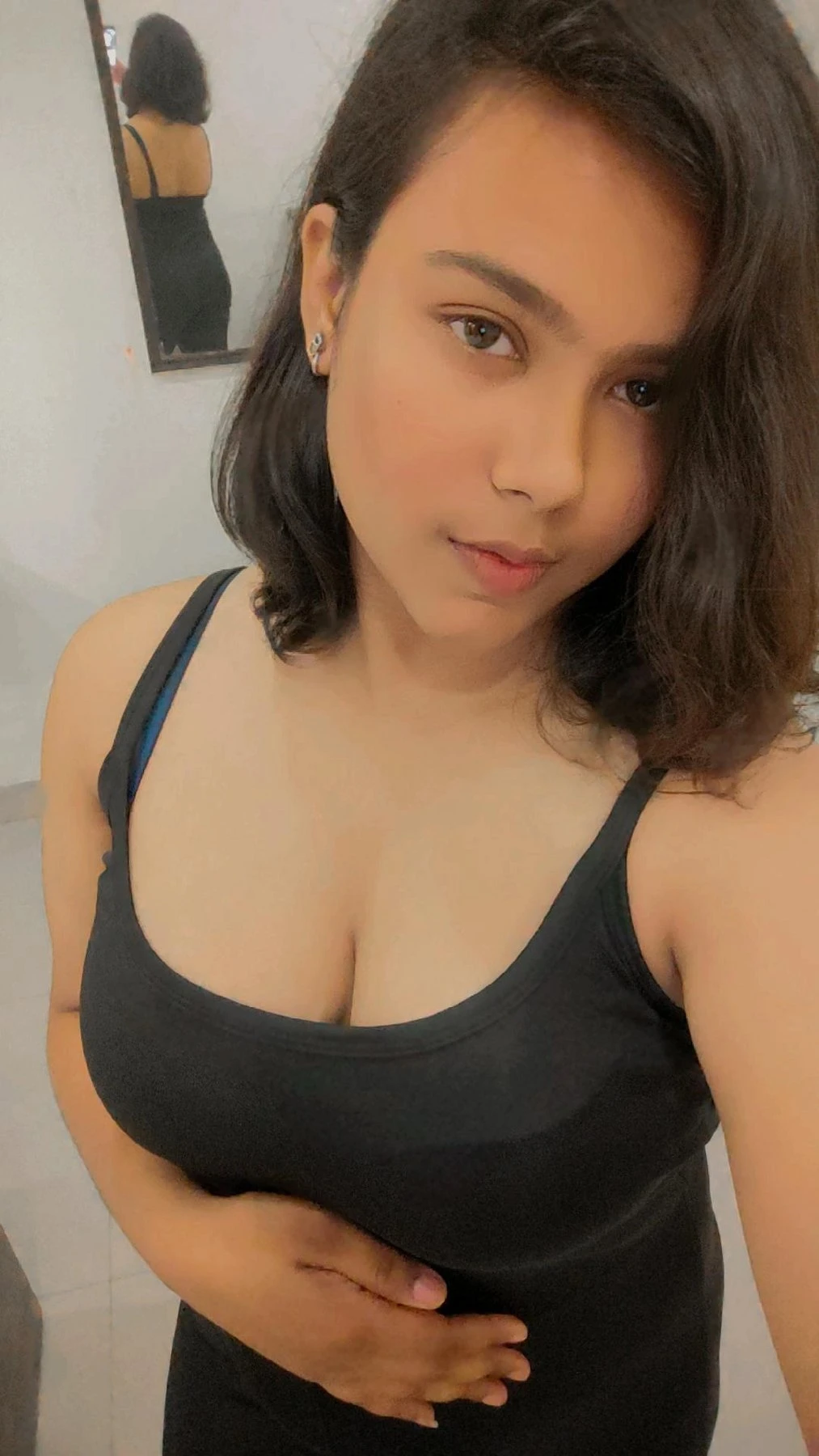 Anu Ver college girl independent – Indian escort in Kolkata — 4 / 10