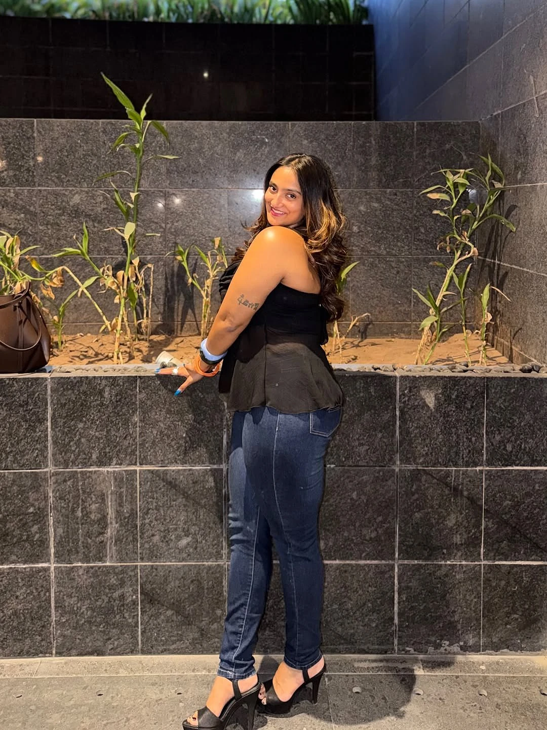 Jothi – Indian escort in Pondicherry — 2 / 3