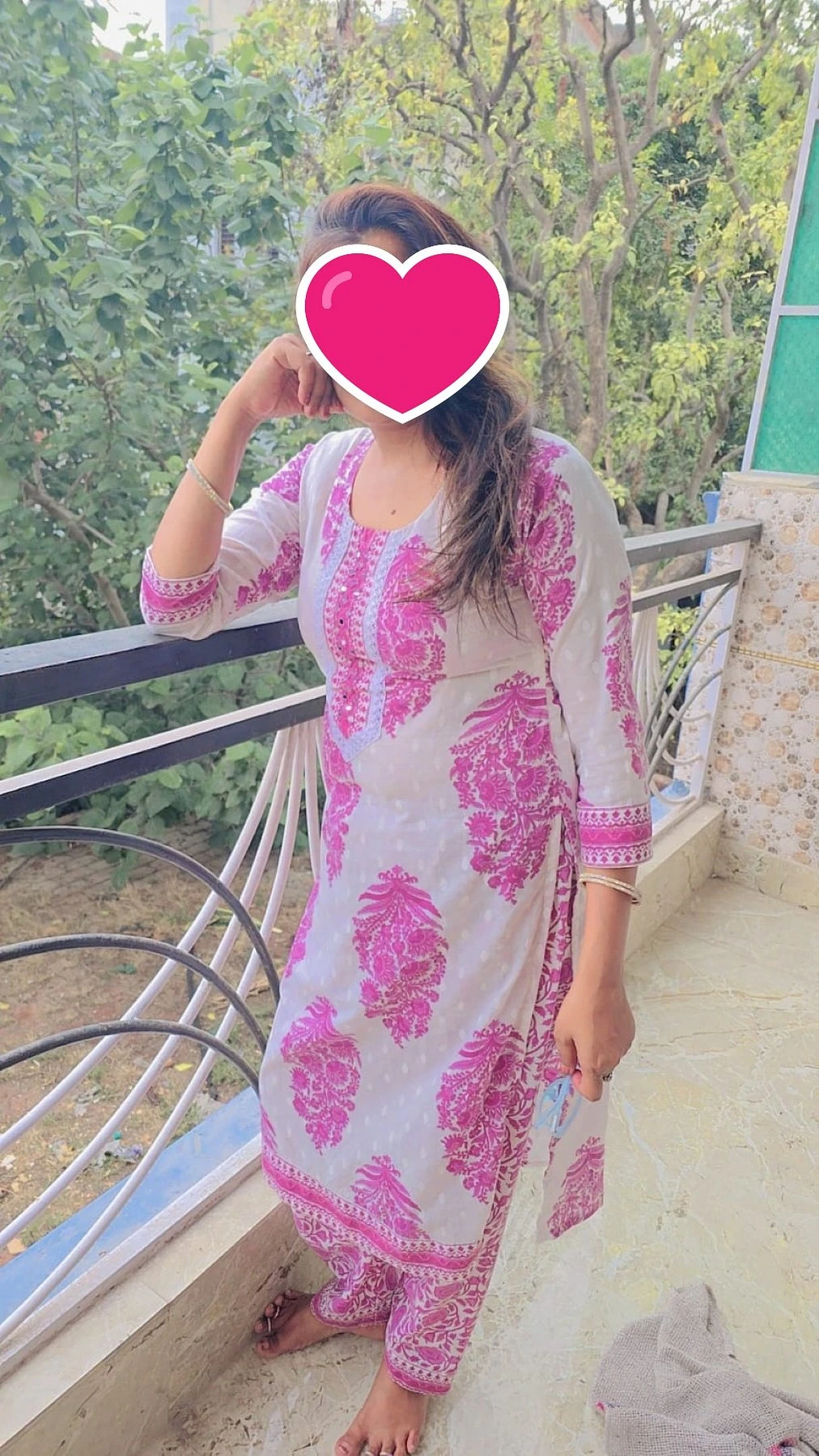 Independent Nidhi – escort in New Delhi — 2 / 5