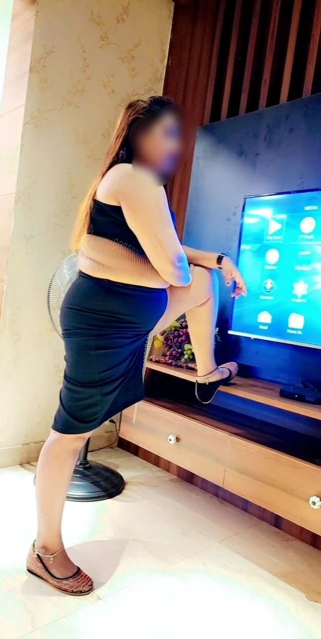 zaina khan hot wife – Indian escort in Hyderabad — 8 / 26
