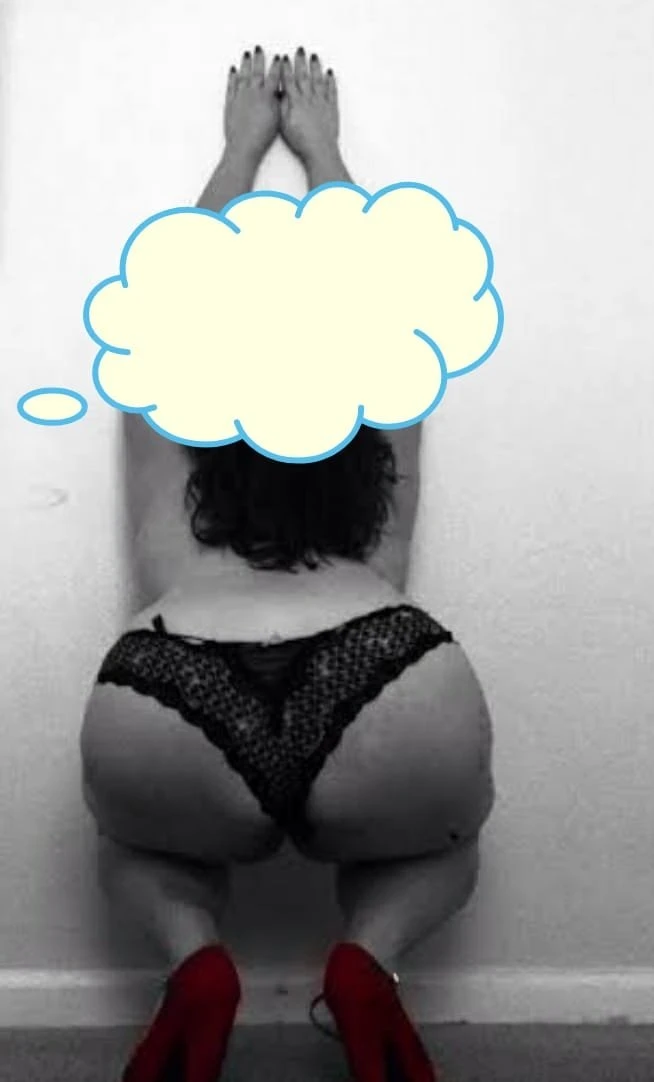 Veronica (Live Cam Show) – Indian masseuse in New Delhi — 4 / 6