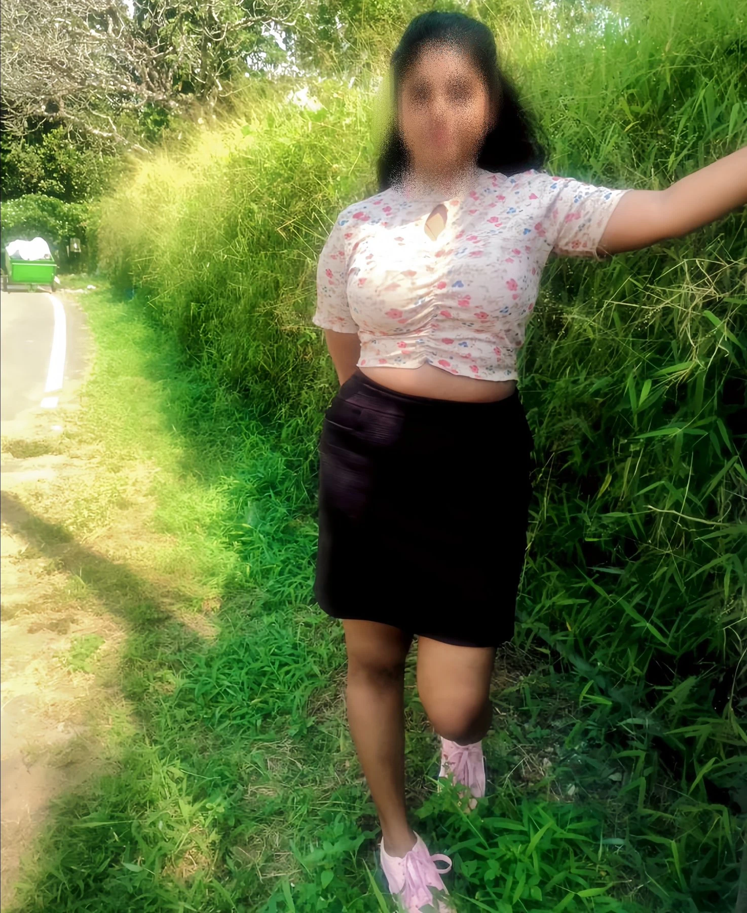Meeting & Erotic Massage Services – Sri Lankan escort in Colombo — 4 / 5