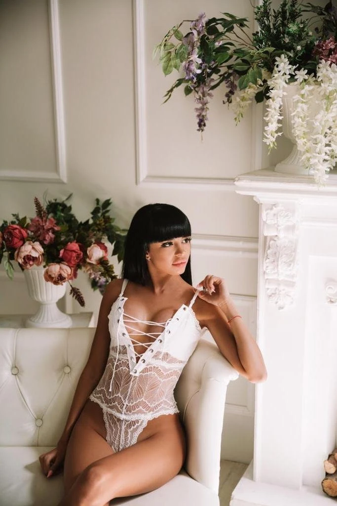 Vicky – Spanish escort in Monaco — 6 / 11