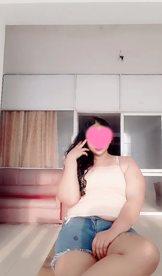 Sexy Figure Chubby Girl Reshma – Sri Lankan escort in Colombo — 7 / 9