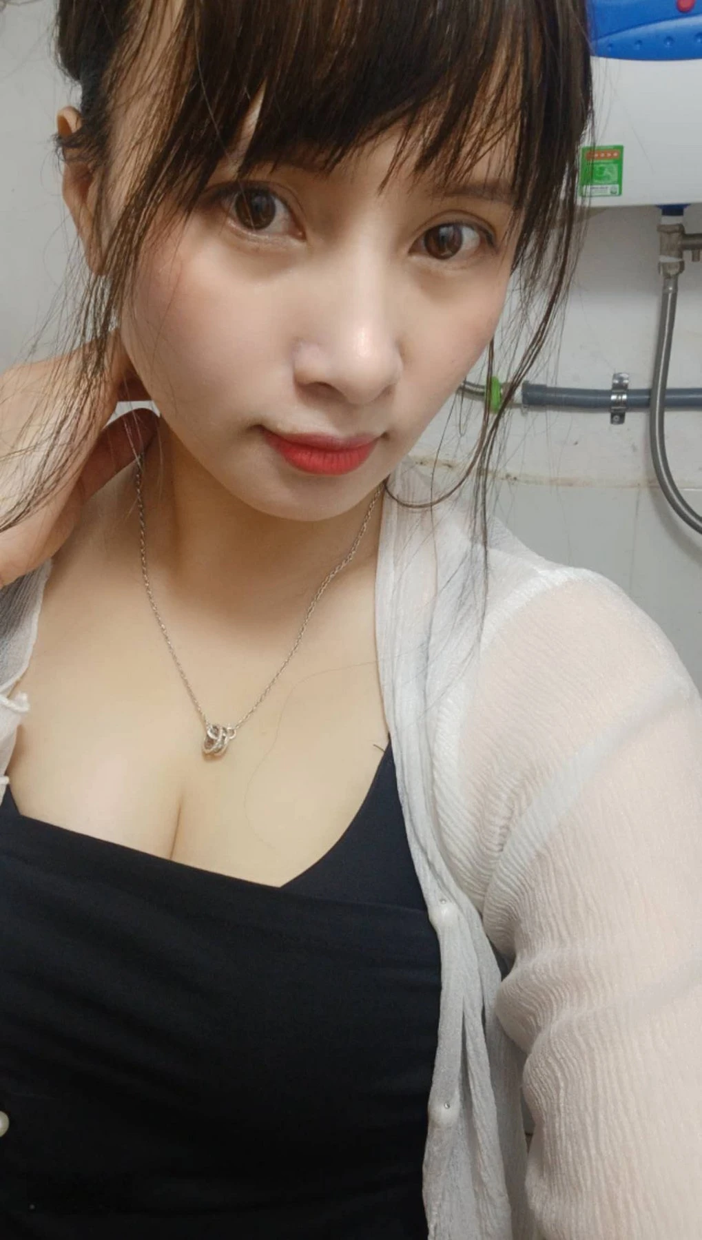 Linlin – Vietnamese escort in Hanoi — 3 / 6