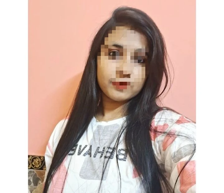 Mansi – Indian escort in Kolkata — 3 / 4