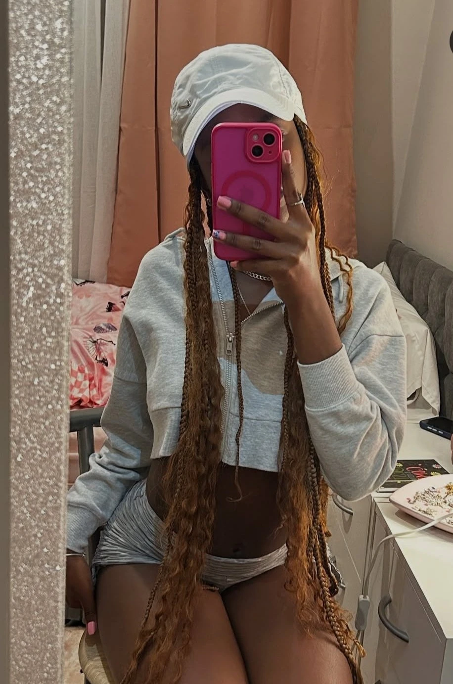 Shiro – Central African escort in Beirut — 3 / 4