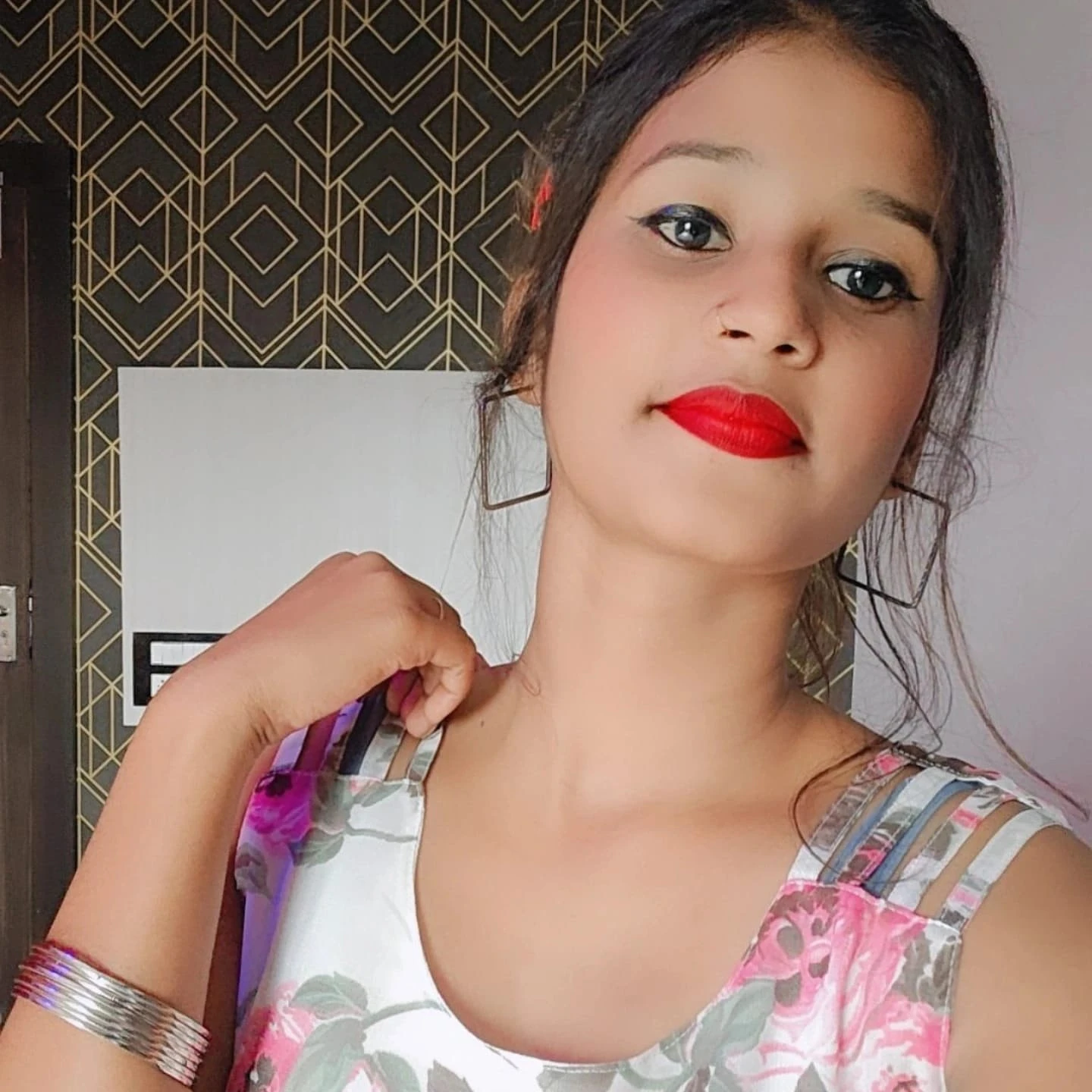 Kajal Cam Show and Real Meet 🤍 – Indian escort in Ranchi — 4 / 5