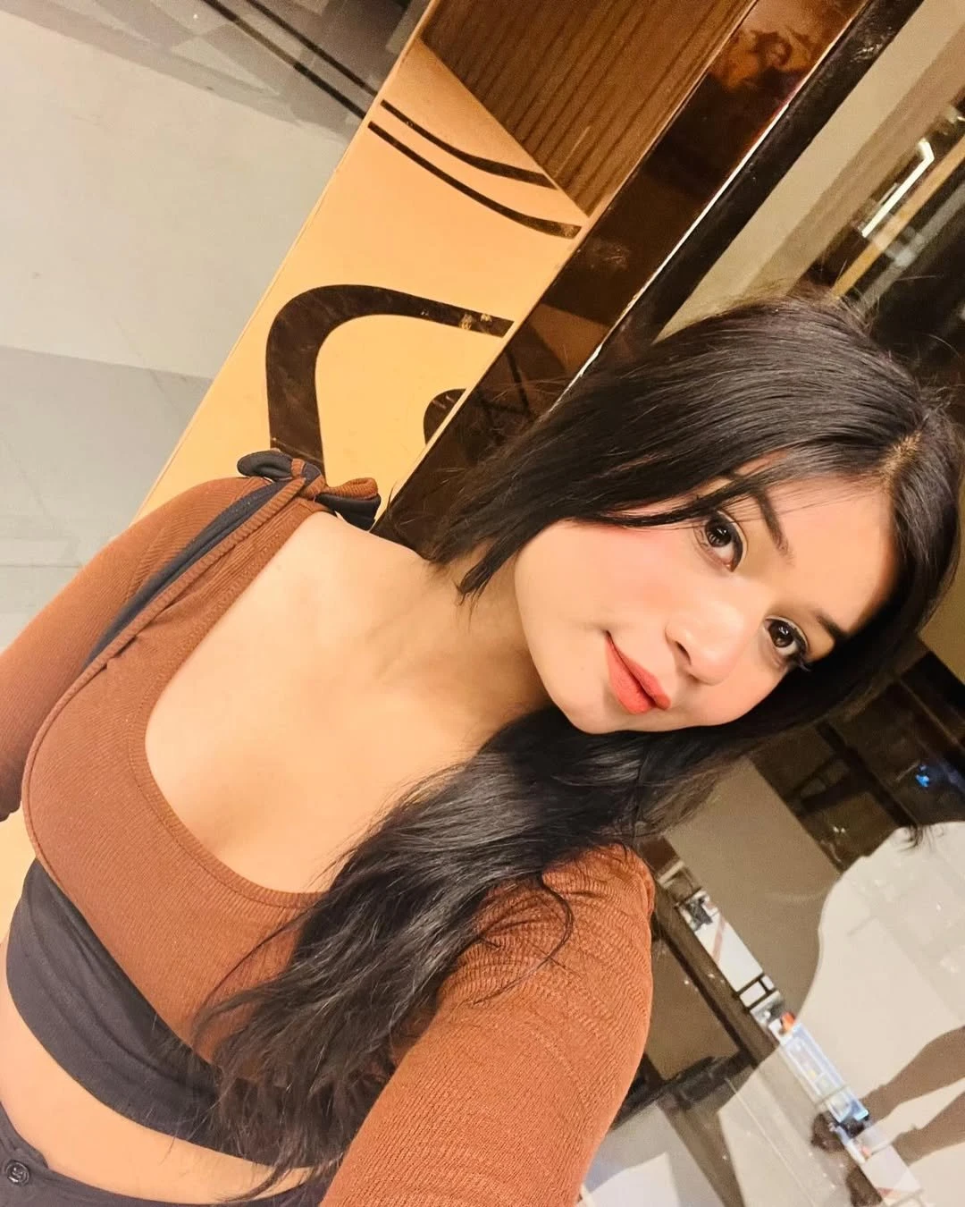Independent Service in Kolkata Cash – Indian escort in Kolkata — 2 / 9
