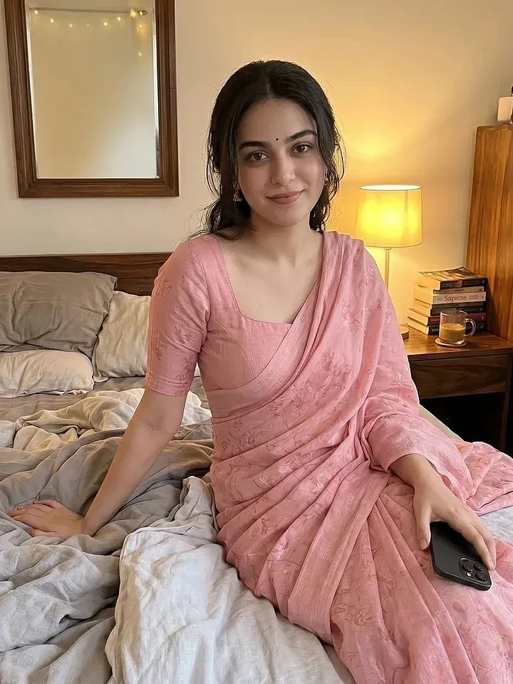 Aksha Doorstep Incall – Indian escort in Hanoi — 2 / 4