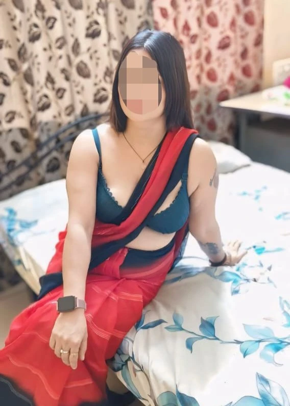 Nikki (Cam Session & Real Meet) – Indian escort in Candolim, Goa — 3 / 5