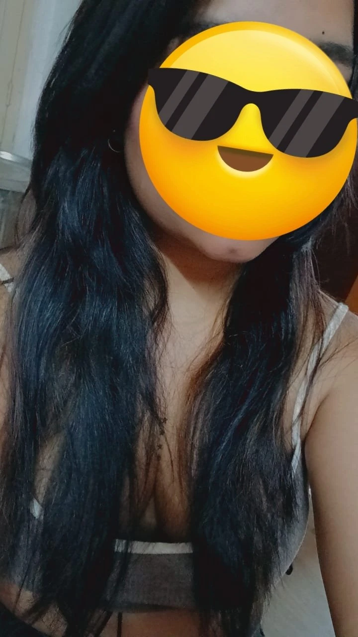 Cute Girl Priya (Independent) – Indian escort in Jalandhar — 1 / 5