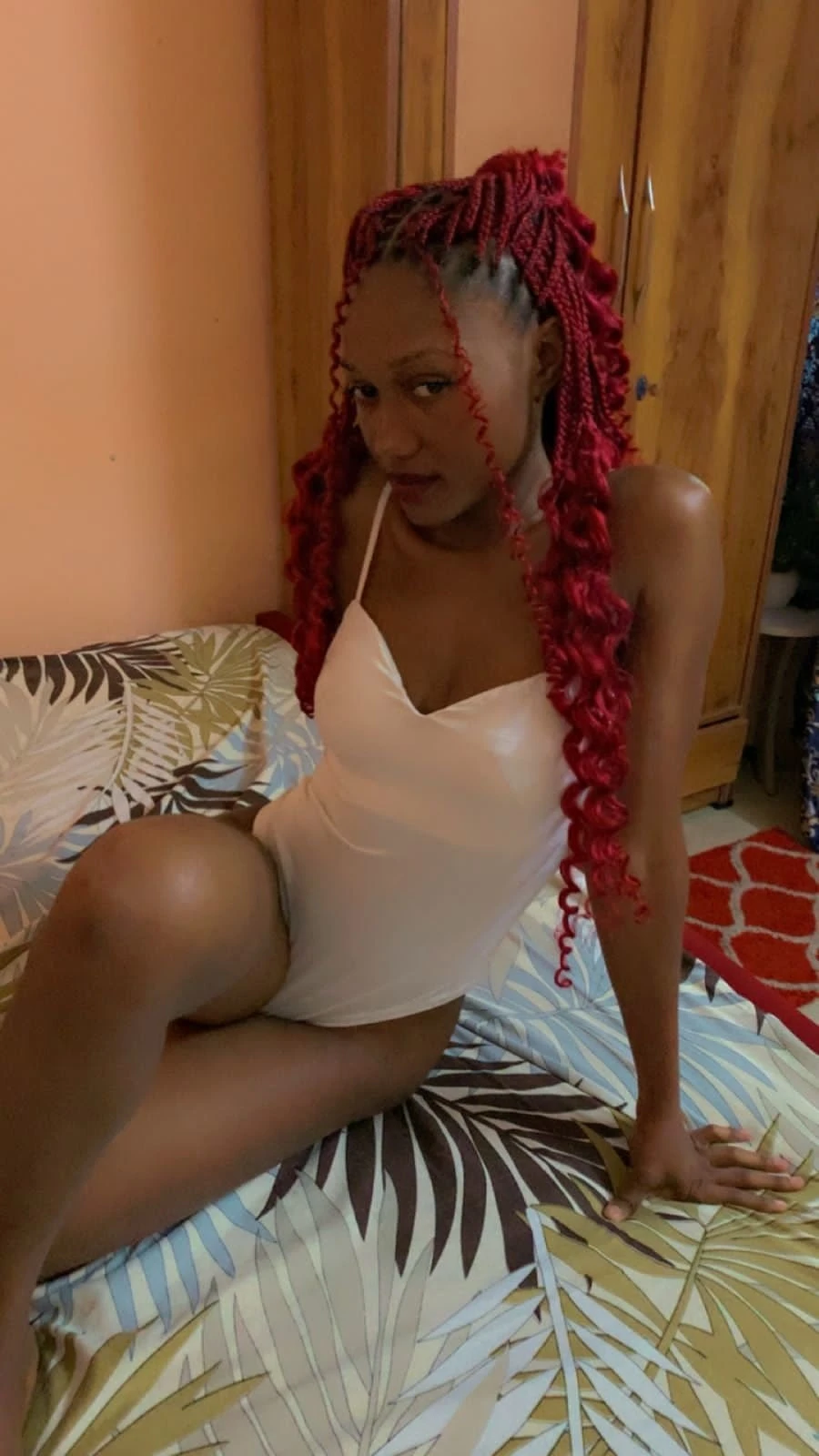 Jena – Rwandan escort in Noida — 2 / 5