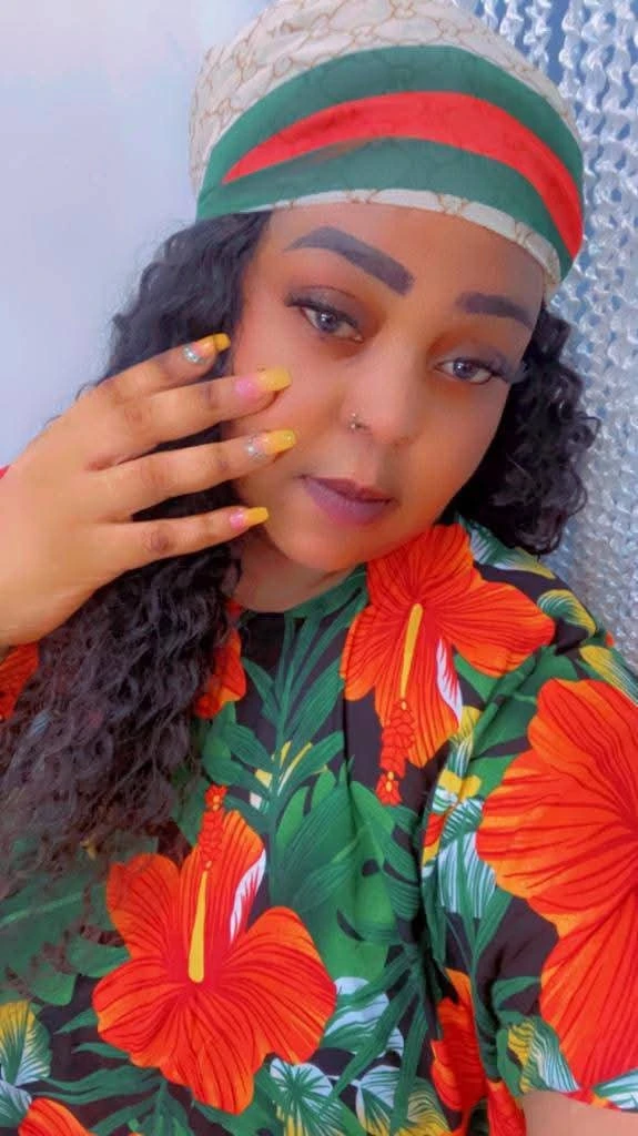Munira Babe – Tanzanian escort in Noida — 7 / 12