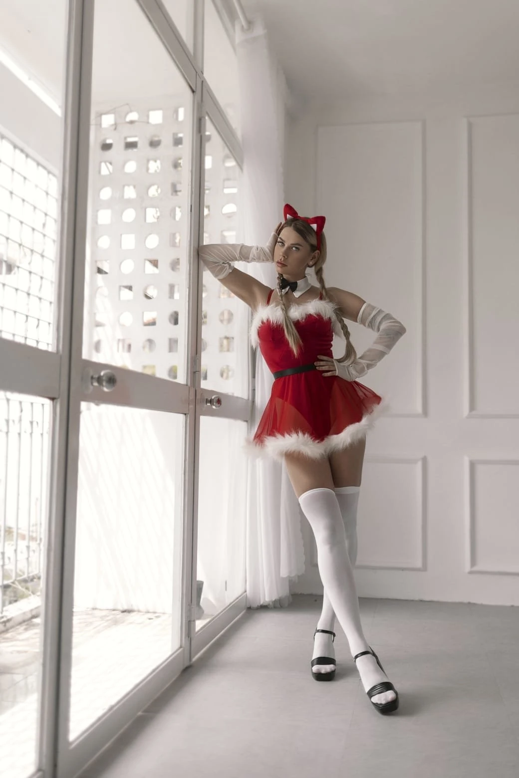 Karolina Top – Romanian escort in Hanoi — 4 / 7