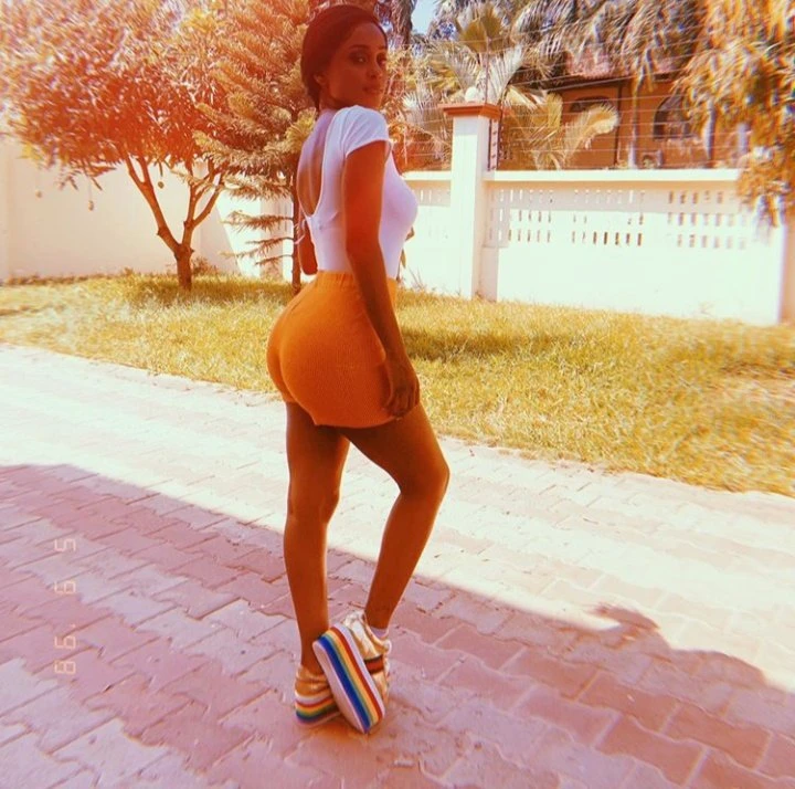 Clara – Kenyan escort in New Delhi, Escort, New Delhi