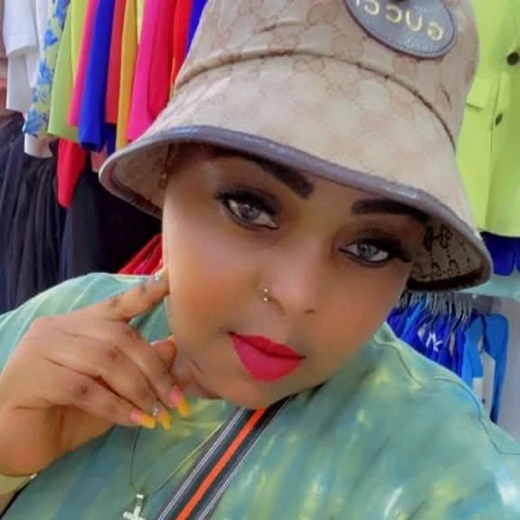 Munira Babe – Tanzanian escort in Noida — 4 / 12