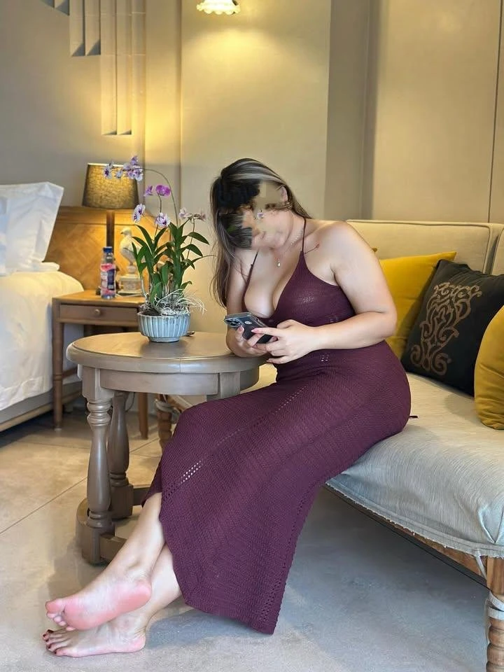 Riya here cam sow & real meet – American escort in Pune — 3 / 4