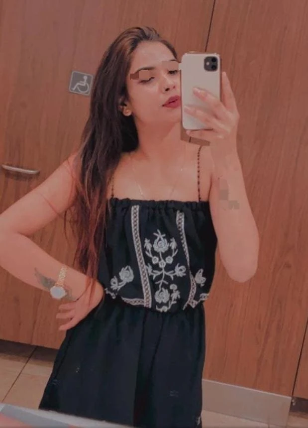 Jiya Patel Cam Show Mumbai – Indian escort in Mumbai, Escort, Mumbai