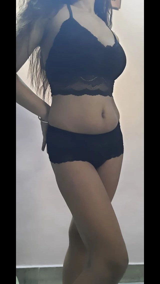 I’m shine yours sunshine cam nd real mee – Indian escort in New Delhi — 5 / 29