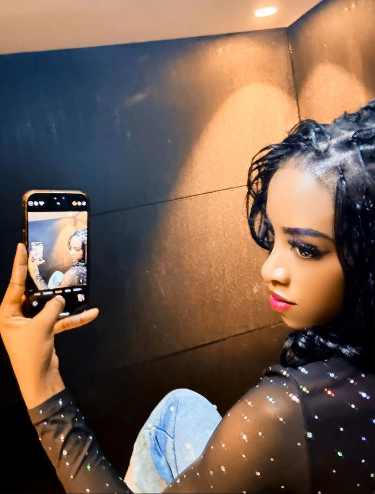 Desire – Ethiopian escort in Pune — 5 / 11