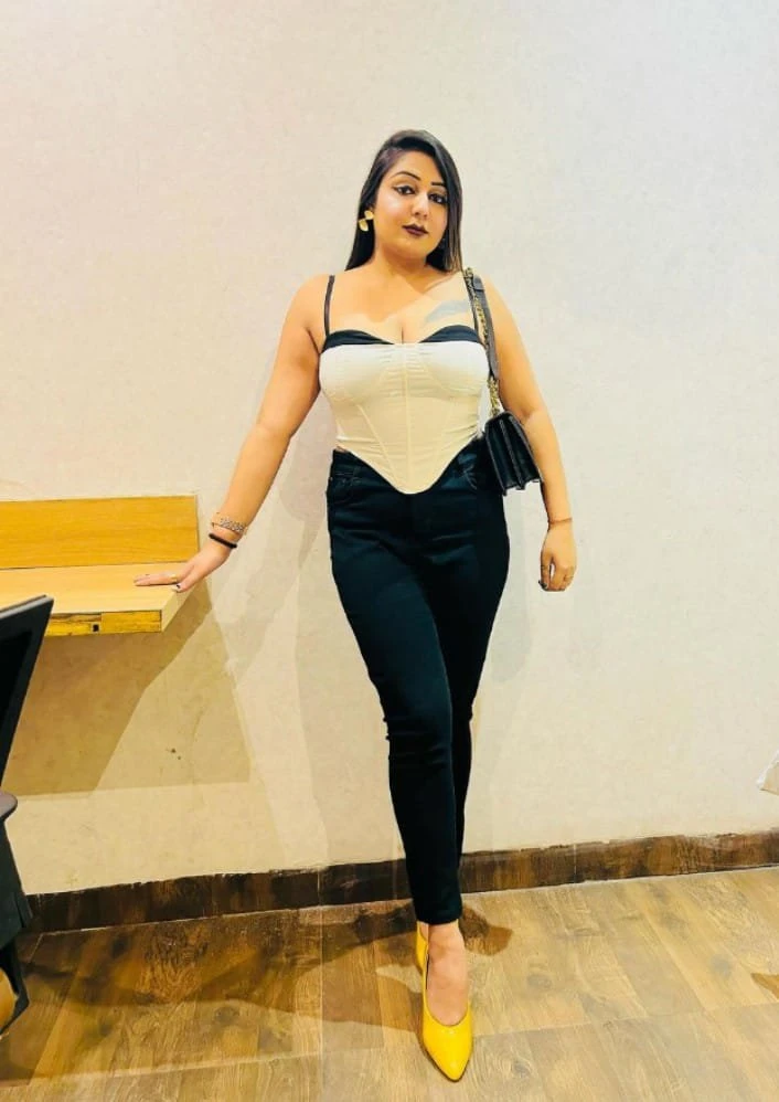 Urvashi escort service – Indian escort in Mysore — 2 / 4