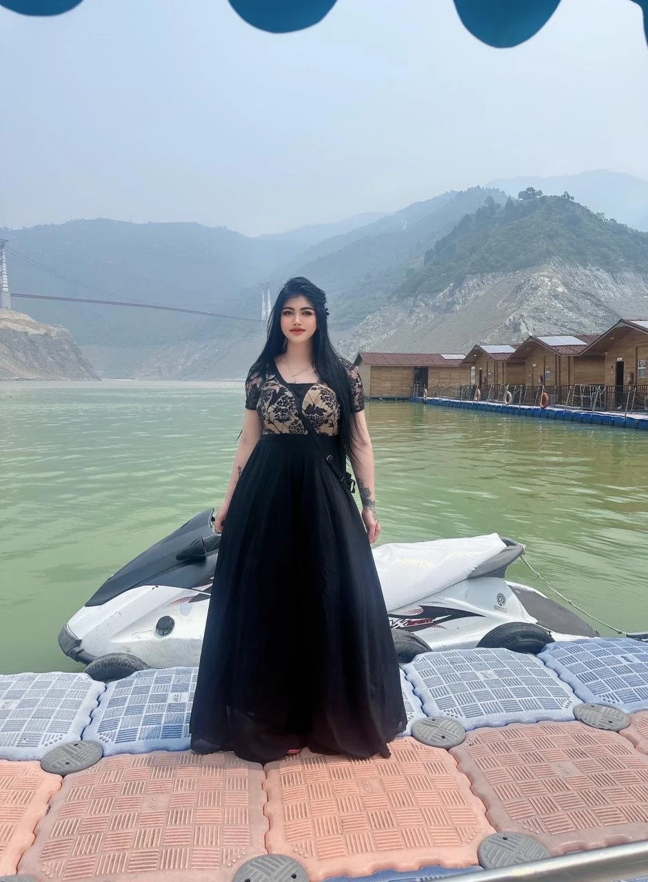 Jasmine – Bahraini escort in Gurgaon — 4 / 15