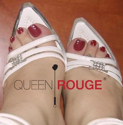 Queen Rouge – Lebanese dominatrix in Beirut — 15 / 25