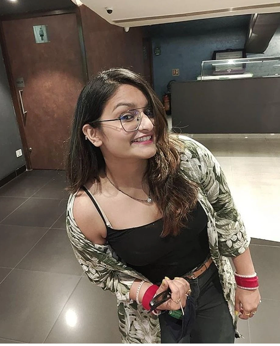 Riya Sharma – Indian masseuse in Mumbai, Escort, Mumbai