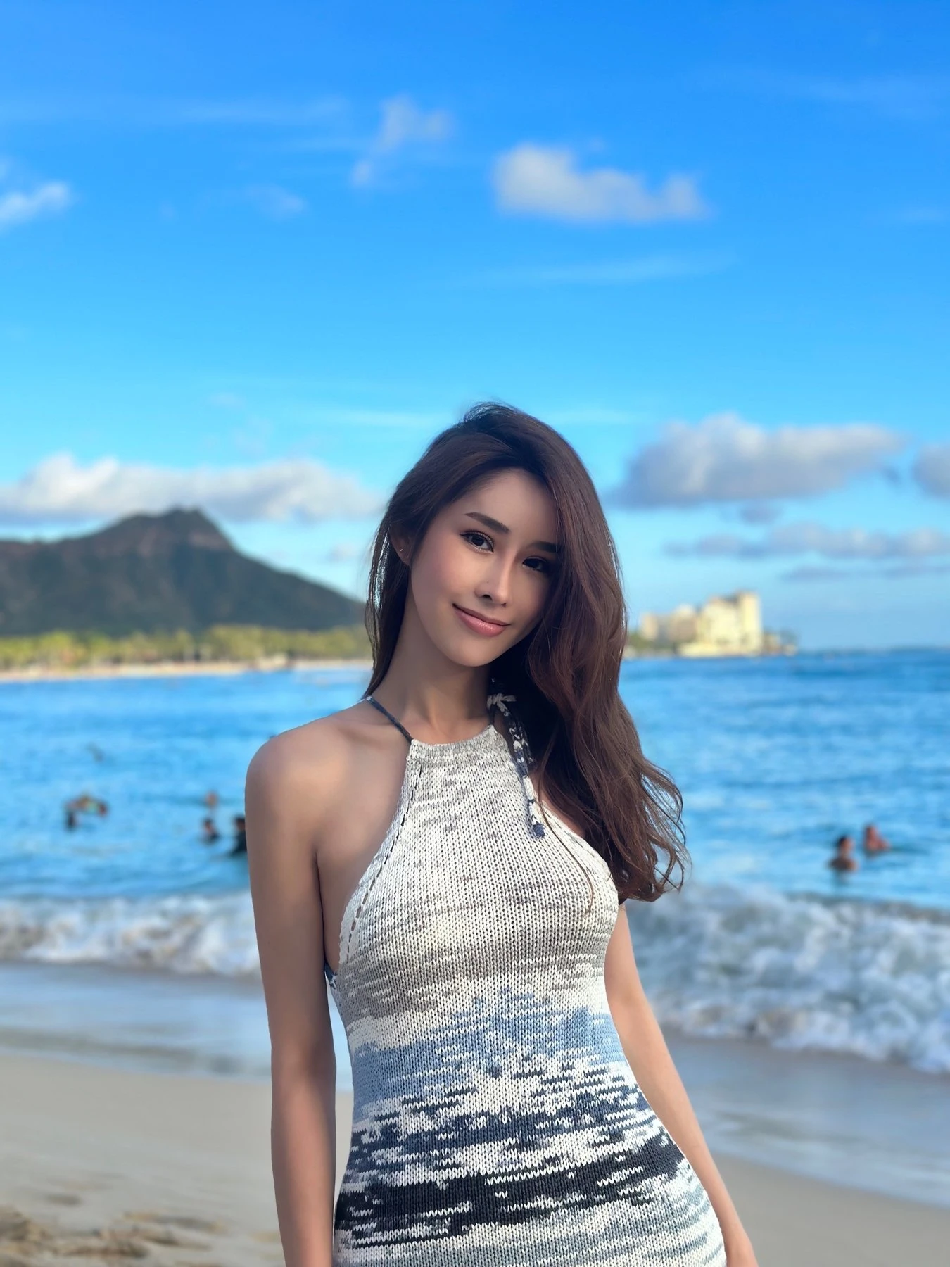 Angie – Chinese escort in Macao — 19 / 23