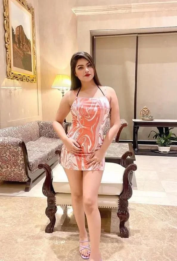 Urvashi escort service – Indian escort in Coimbatore — 4 / 5