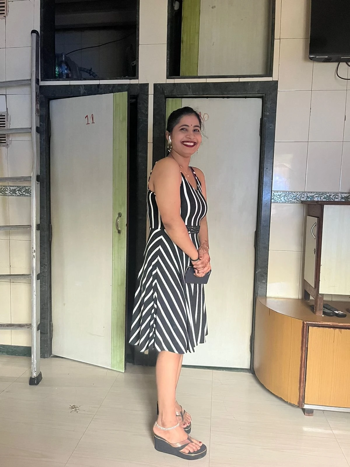 Sewani.Independent ( cam ya real meet) – Indian escort in Hyderabad — 2 / 4