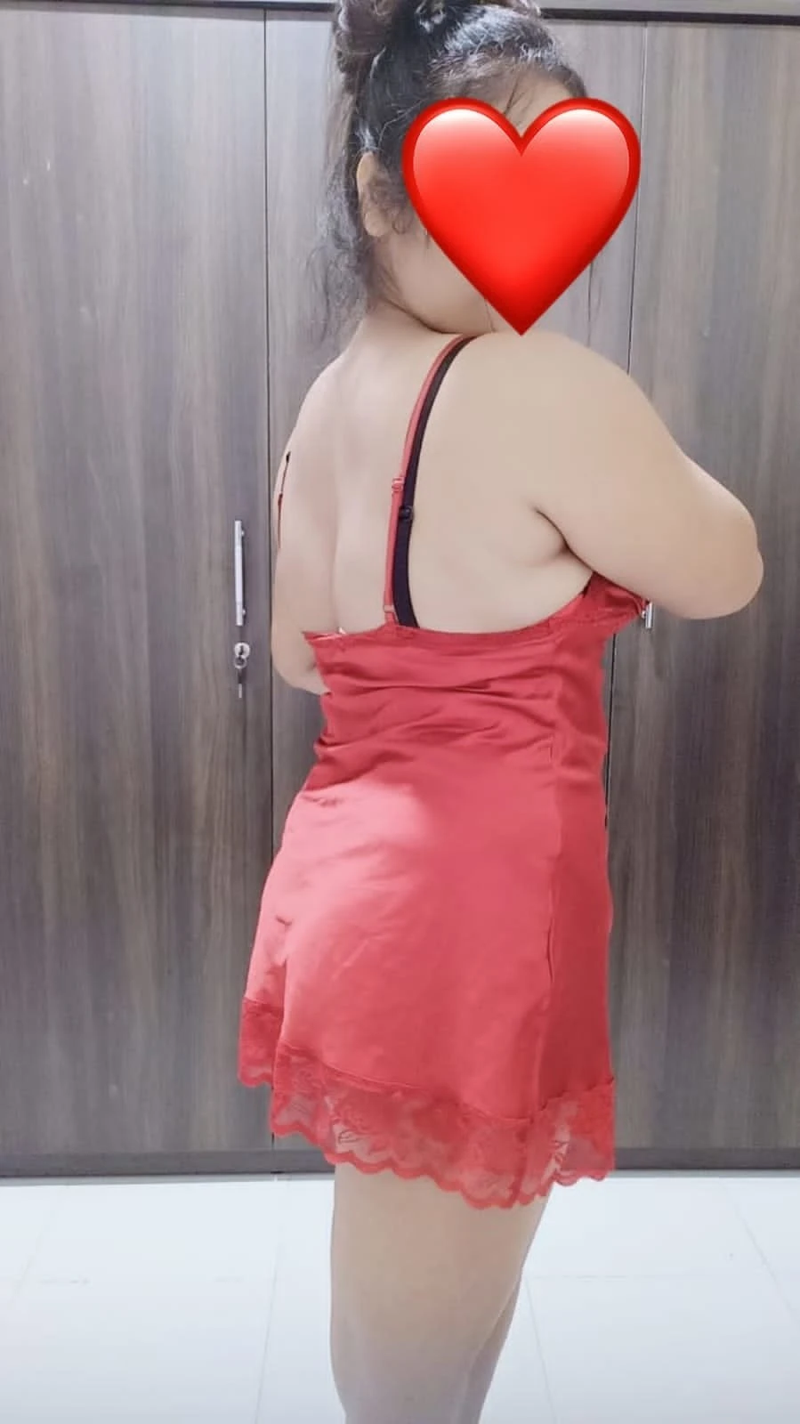 Rishika Live Cam Show – Sri Lankan escort in Colombo — 8 / 12