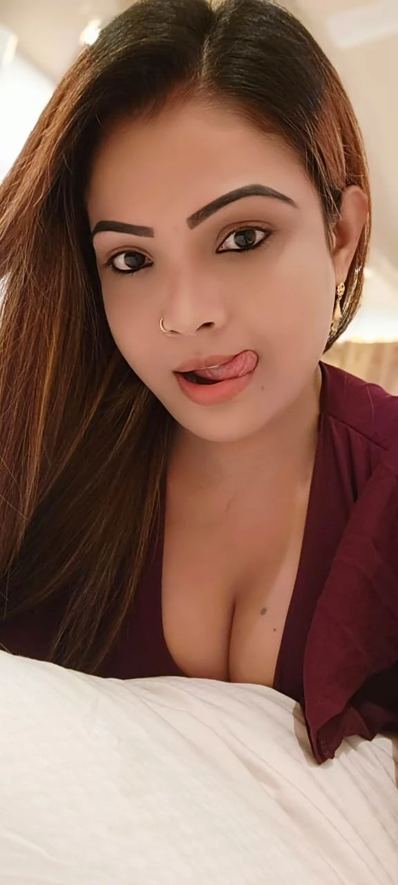 Soniya Independent – Indian escort in Hyderabad — 3 / 5