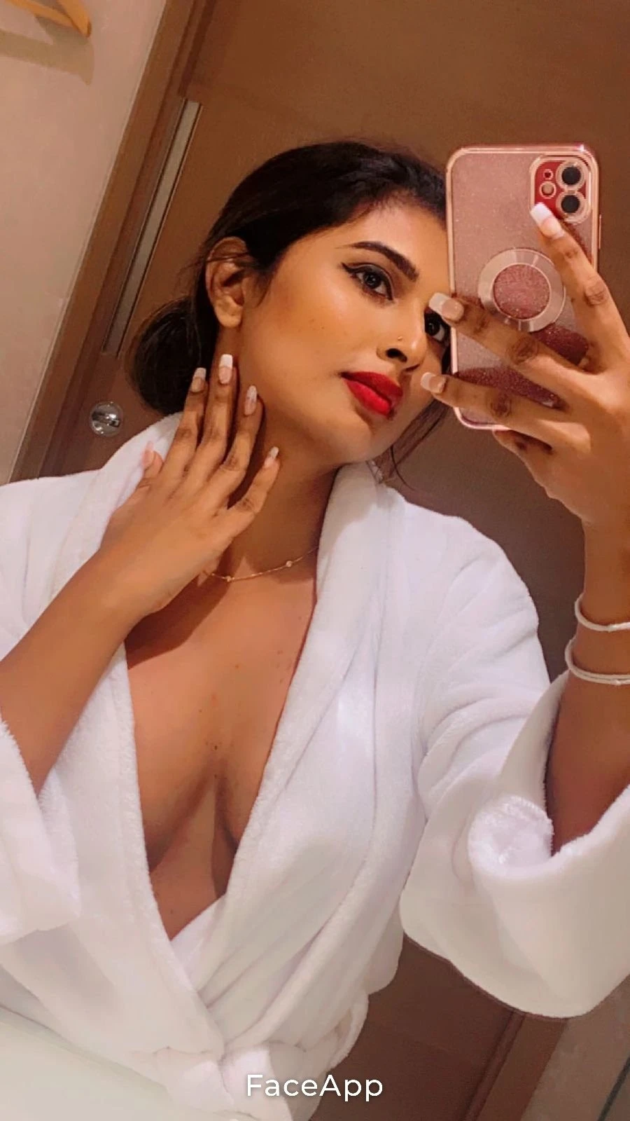 Amadi GEF & CAM – Sri Lankan escort in Colombo — 13 / 27