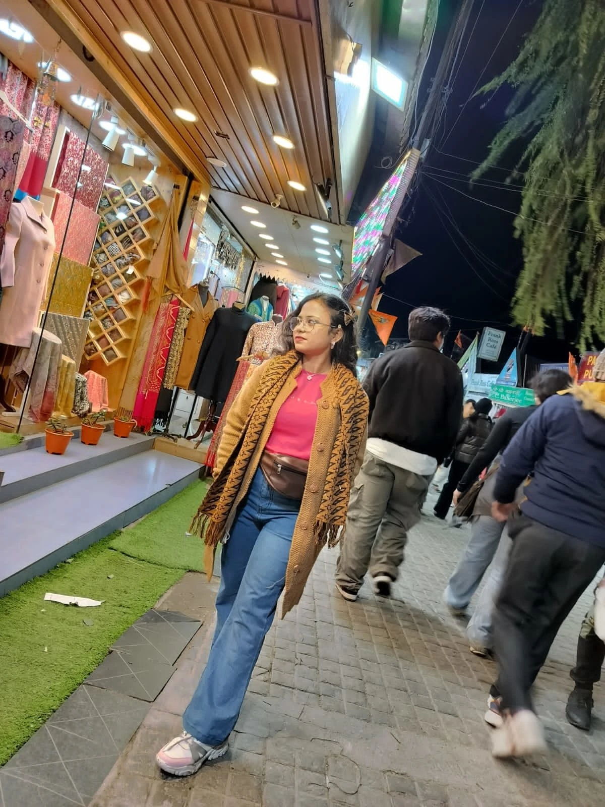 Reshma Sen kolkata outcall – Indian escort agency in Kolkata — 6 / 9