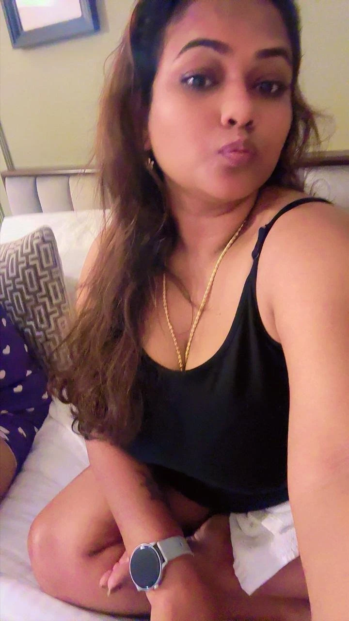Anjali – Indian escort in Mumbai — 2 / 5