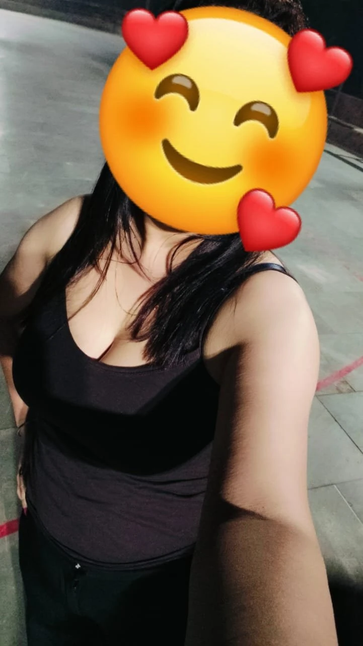 Hey I'm Looking for Some Fun Time – Indian escort in Gurgaon — 4 / 5